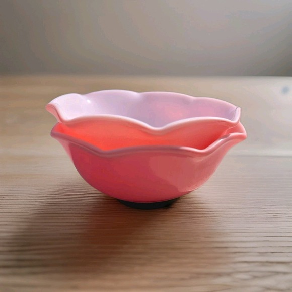 Hazel-Atlas Other - Vintage Hazel Atlas Crinoline Pink Platonite Berry Bowls Set of 2 Scalloped MCM